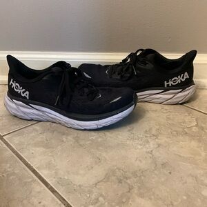 Hoka Clifton 8 Women’s Shoes Black SZ 7.5